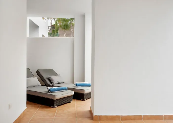 Cortijo Del Mar 2 Bed Sleeps Up To 5 * Estepona