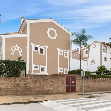 Cortijo Del Mar 2-bed With Pool & Garden * 에스테포나