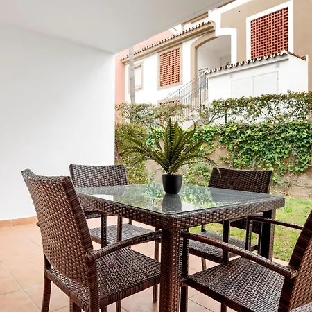 Cortijo Del Mar 2-bed With Pool & Garden 에스테포나