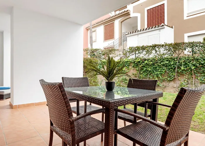 Cortijo Del Mar 2 Bed Sleeps Up To 5 Estepona